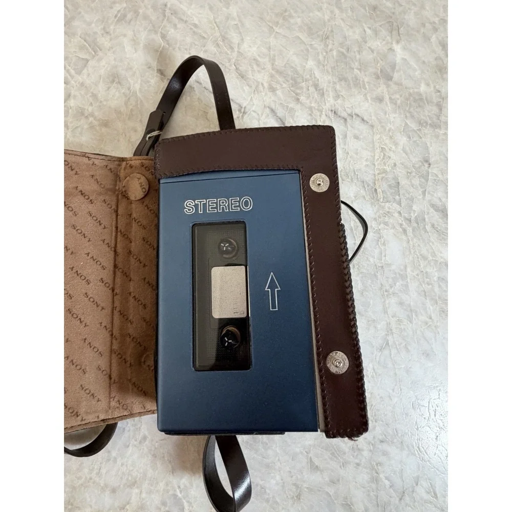 Sony Walkman TPS-L2 1979 Original Stereo Cassette Player Case